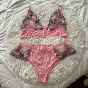 Pink and floral lace lingerie set